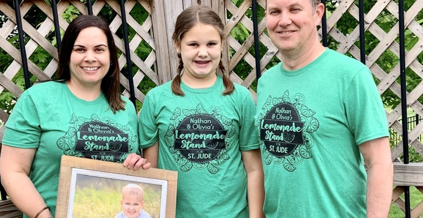 Nathan And Olivia’s Lemonade Stand For St. Jude T-Shirt Photo