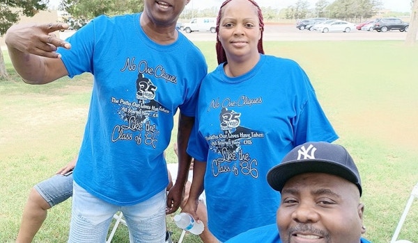 Picture of The Smilin' 86'sters Custom T-Shirt Design The Smilin' 86'sters T-Shirt Photo