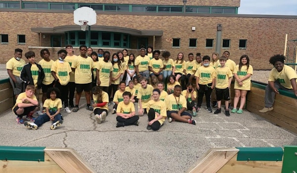 Picture of 5th Grade Gift Custom T-Shirt Design 5th Grade Gift T-Shirt Photo